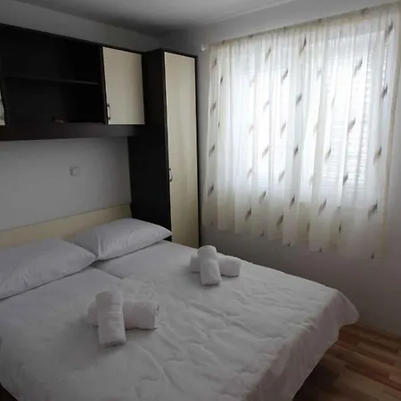 Apartment In Malinska/insel Krk 13118 *