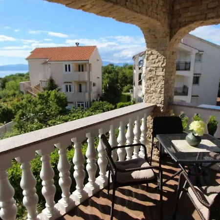 Apartment In Malinska/insel Krk 13118